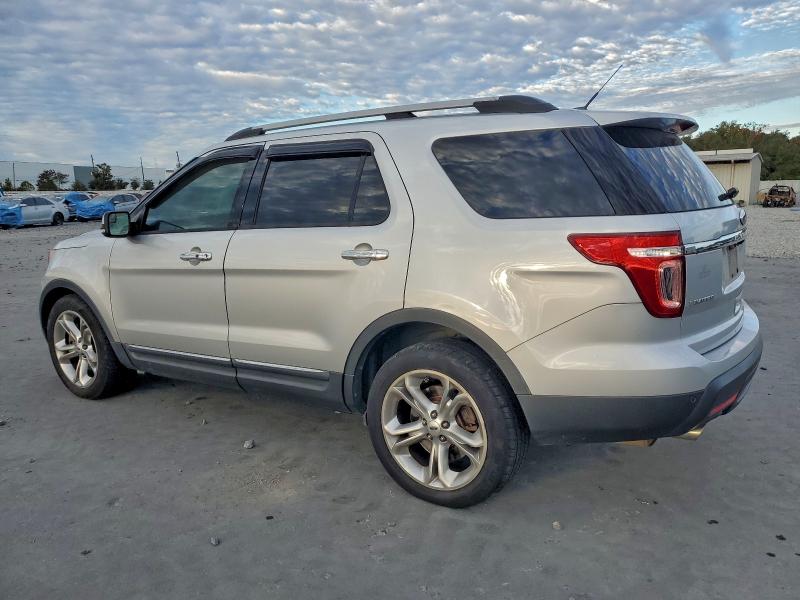 Photo 2 from auction – 2014 FORD EXPLORER L with VIN 1FM5K7F86EGC03068