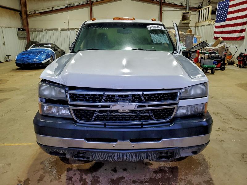Photo 5 from auction – 2007 CHEVROLET SILVERADO with VIN 1GCJK33G87F126154