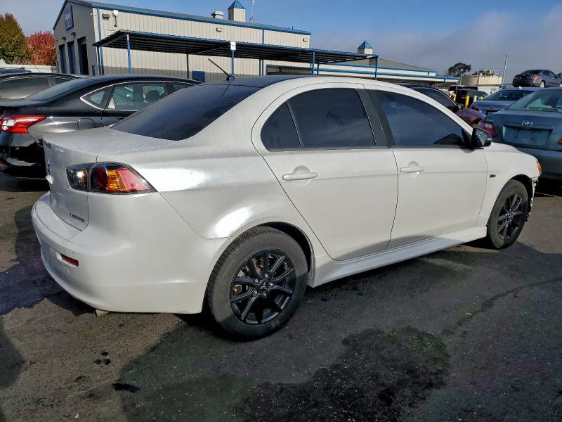 Photo 3 from auction – 2017 MITSUBISHI LANCER ES with VIN JA32U2FU5HU012439