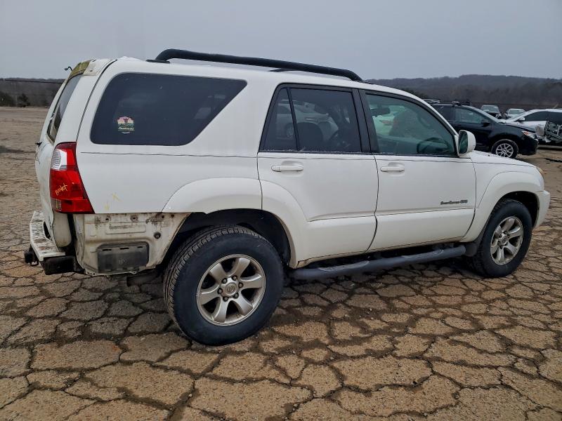 Photo 3 from auction – 2007 TOYOTA 4RUNNER SR with VIN JTEBU14R578101831
