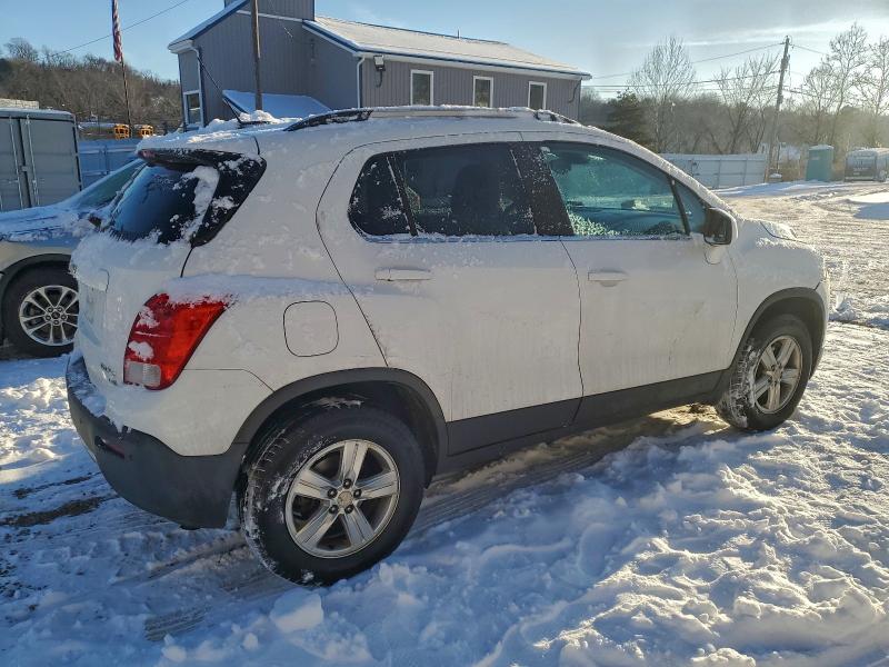 Photo 3 from auction – 2016 CHEVROLET TRAX 1LT with VIN 3GNCJPSB6GL233726