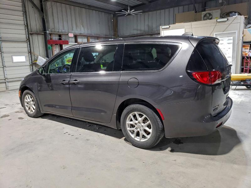 Photo 2 from auction – 2019 CHRYSLER PACIFICA L with VIN 2C4RC1CG1KR533383