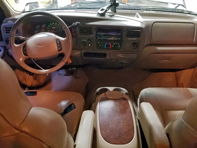 Photo 8 from auction – 2001 FORD EXCURSION with VIN 1FMSU43F61EA39342