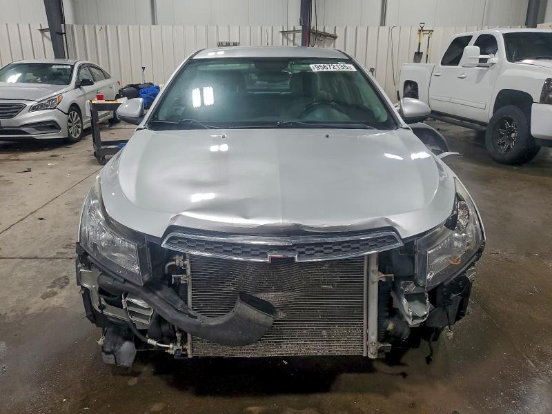 Photo 5 from auction – 2014 CHEVROLET CRUZE with VIN 1G1PC5SB4E7300116