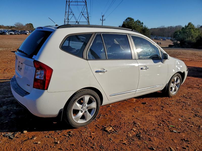 Photo 3 from auction – 2008 KIA RONDO BASE with VIN KNAFG525487163729