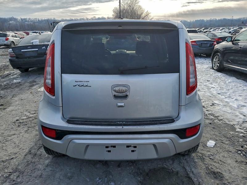 Photo 6 from auction – 2013 KIA SOUL with VIN KNDJT2A60D7585394