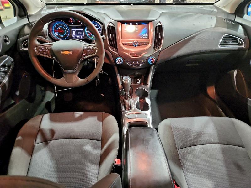Photo 8 from auction – 2017 CHEVROLET CRUZE with VIN 1G1BE5SM0H7274169