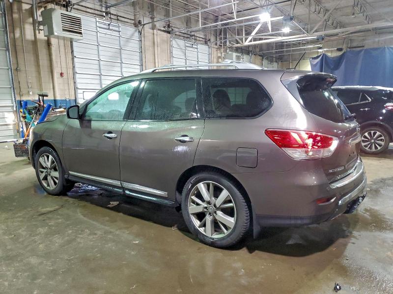 Photo 2 from auction – 2015 NISSAN PATHFINDER with VIN 5N1AR2MM2FC626591