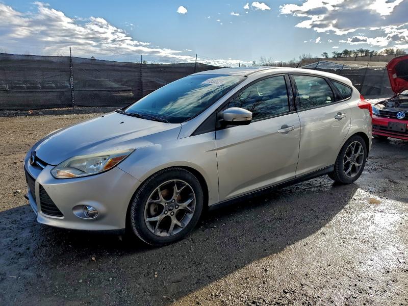 FORD FOCUS SE 2014 with VIN 1FADP3K25EL339796 - Photo from auction