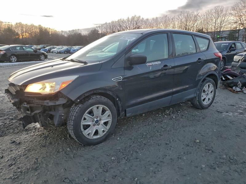 FORD ESCAPE S 2015 z numerem VIN 1FMCU0F76FUA82190 - Zdjęcie z aukcji