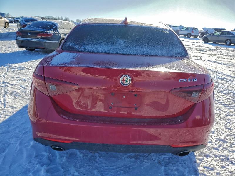 Photo 6 from auction – 2018 ALFA ROMEO GIULIA with VIN ZARFAEBN7J7591701