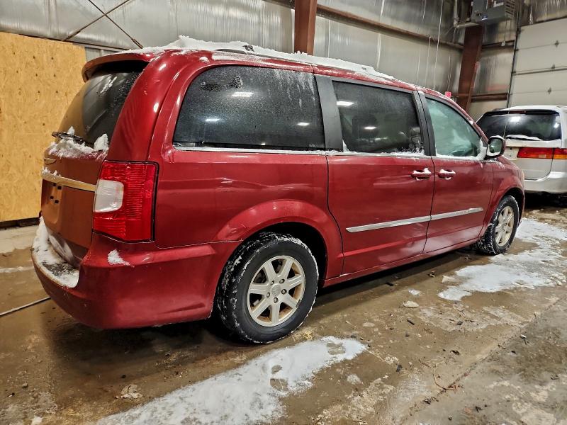 Photo 3 from auction – 2012 CHRYSLER TOWN & COU with VIN 2C4RC1BG6CR301171