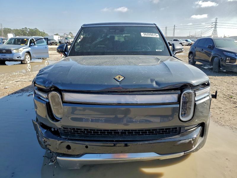 Photo 5 from auction – 2025 RIVIAN R1S with VIN 7PDSGBBA2SN048006