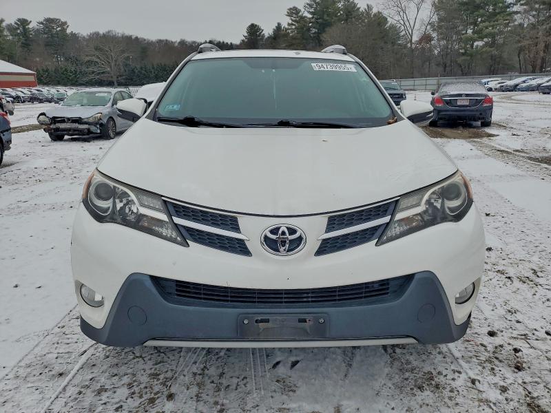 Photo 5 from auction – 2015 TOYOTA RAV4 XLE with VIN 2T3RFREV5FW278847