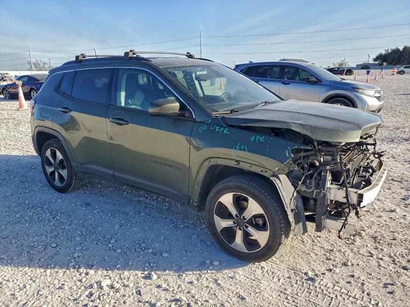 Фото 4 с аукциона – 2018 JEEP COMPASS LA с VIN 3C4NJDBB1JT201421
