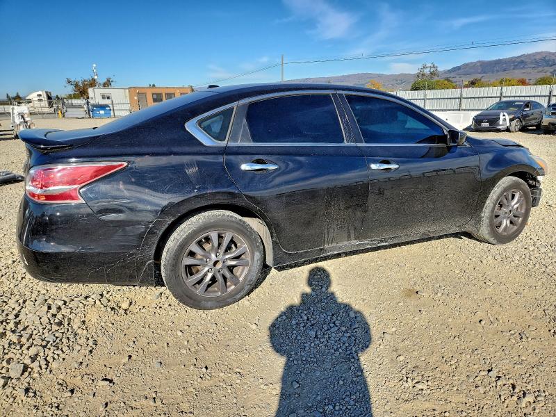Photo 3 from auction – 2015 NISSAN ALTIMA with VIN 1N4AL3APXFC470414