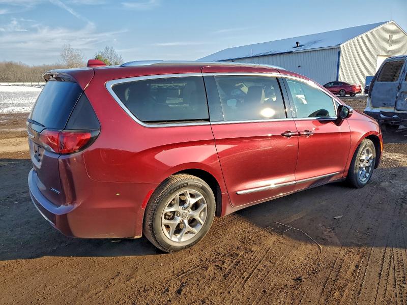 Photo 3 from auction – 2017 CHRYSLER PACIFICA L with VIN 2C4RC1GG9HR513269