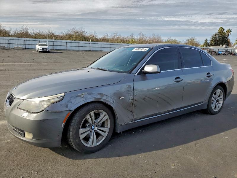 BMW 528 I 2010 with VIN WBANU5C57AC124844 - Photo from auction