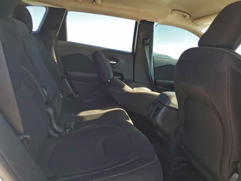 Photo 10 from auction – 2016 JEEP CHEROKEE L with VIN 1C4PJMCB0GW236204