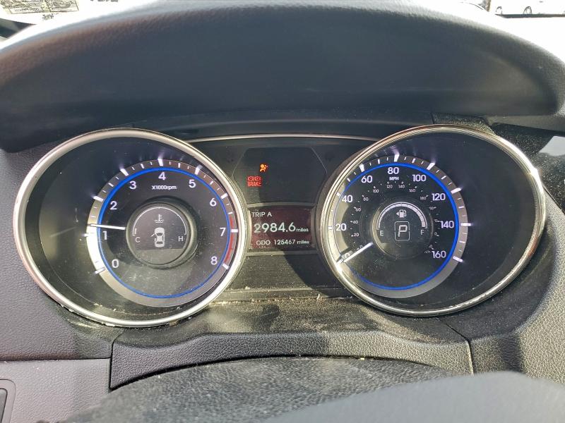 Photo 9 from auction – 2012 HYUNDAI SONATA SE with VIN 5NPEC4AC1CH447604