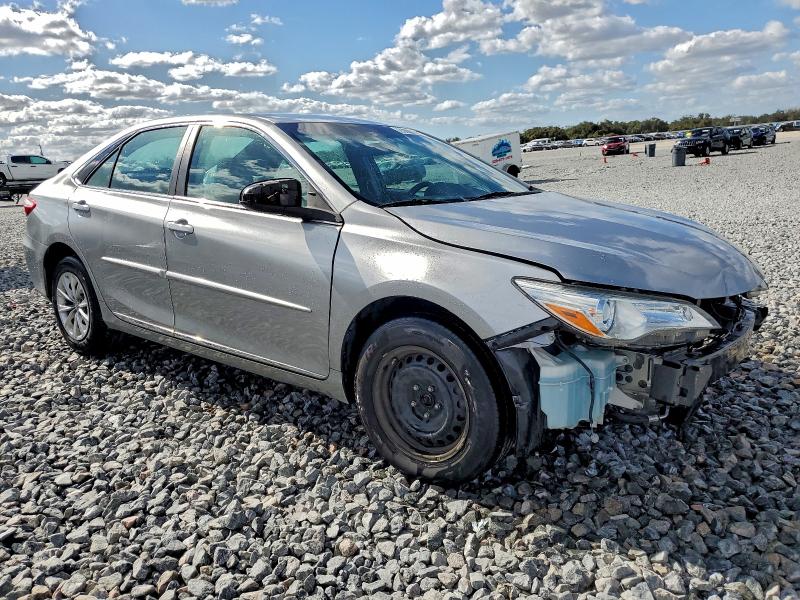 Photo 4 from auction – 2017 TOYOTA CAMRY LE with VIN 4T1BF1FK8HU692787