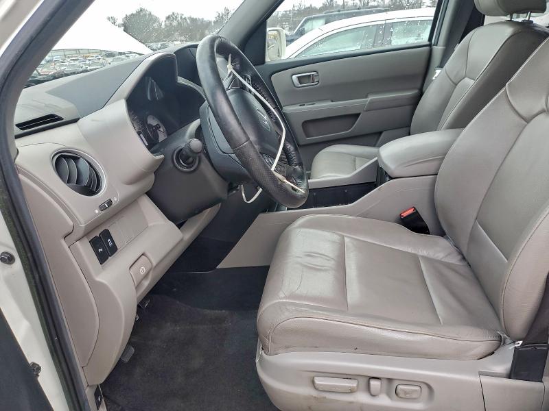 Photo 7 from auction – 2013 HONDA PILOT TOUR with VIN 5FNYF4H9XDB005340