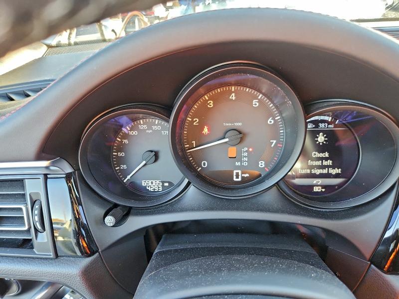 Photo 9 from auction – 2022 PORSCHE MACAN with VIN WP1AA2A51NLB07523