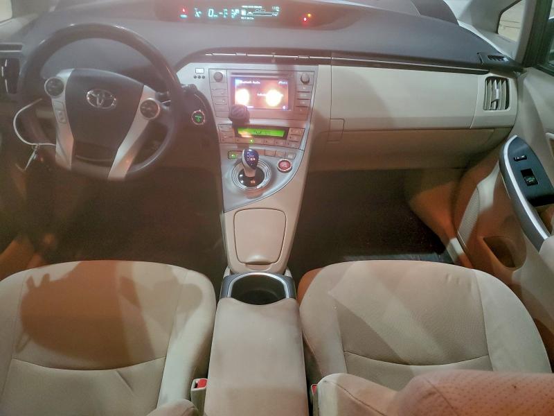 Photo 8 from auction – 2014 TOYOTA PRIUS with VIN JTDKN3DU9E1752662