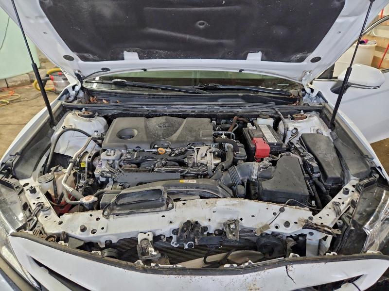 Photo 11 from auction – 2019 TOYOTA CAMRY L with VIN 4T1B11HK3KU841237