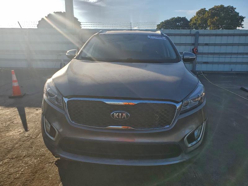 Фото 5 с аукциона – 2017 KIA SORENTO EX с VIN 5XYPHDA52HG201400