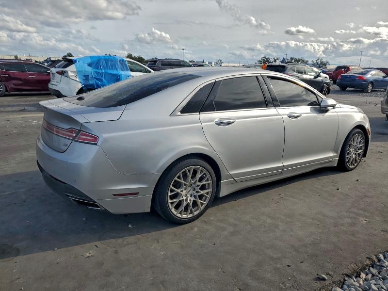 Фото 3 с аукциона – 2016 LINCOLN MKZ с VIN 3LN6L2GK5GR607022