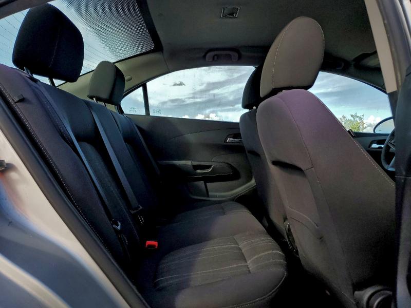 Photo 10 from auction – 2014 CHEVROLET SONIC LT with VIN 1G1JC5SH1E4178066