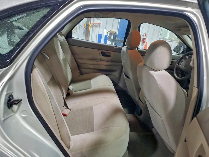 Photo 10 from auction – 2006 FORD TAURUS SE with VIN 1FAFP53U16A246341