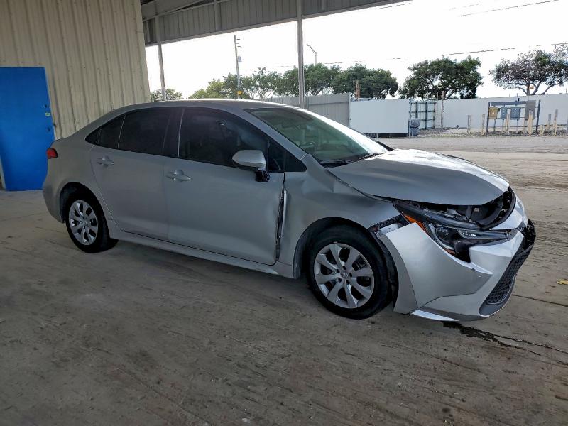 Photo 4 from auction – 2022 TOYOTA COROLLA LE with VIN 5YFEPMAE2NP297191