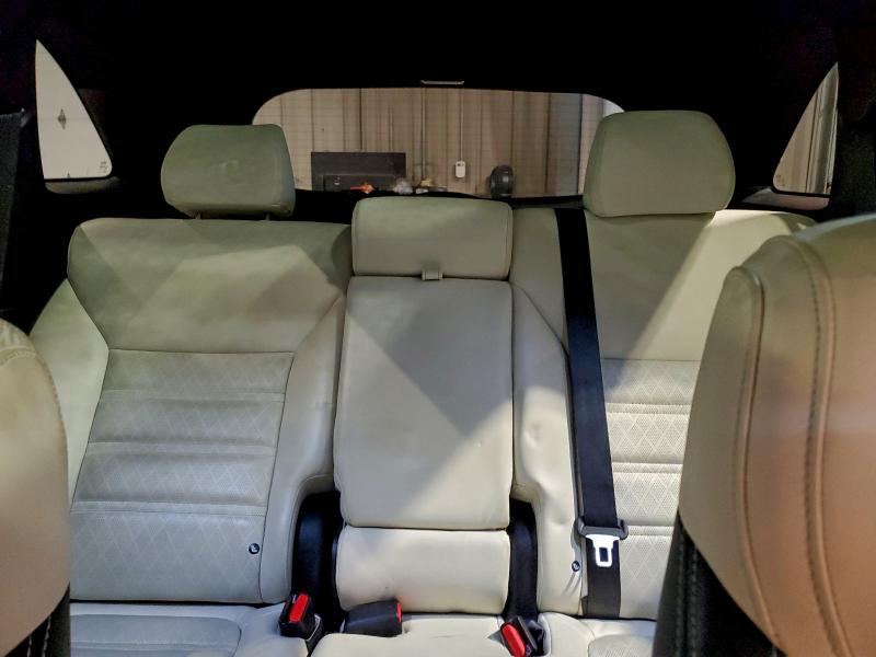 Photo 10 from auction – 2016 KIA SORENTO SX with VIN 5XYPKDA57GG065894