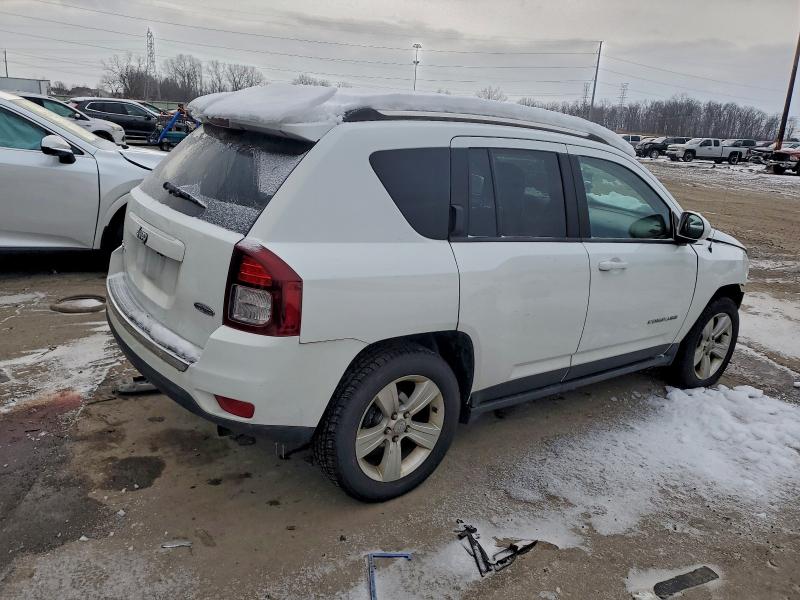 Photo 3 from auction – 2015 JEEP COMPASS LA with VIN 1C4NJDEB3FD189216