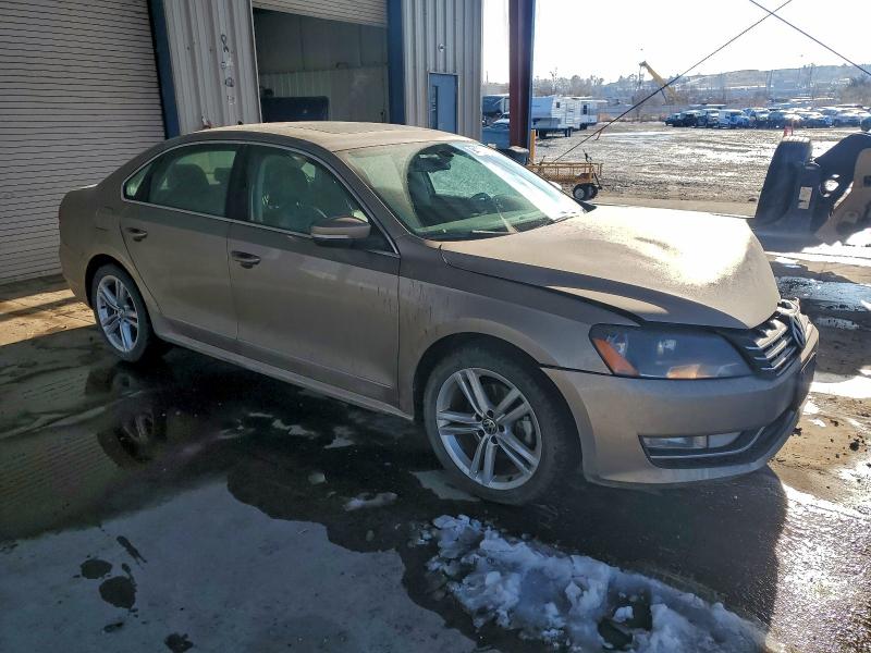 Photo 4 from auction – 2015 VOLKSWAGEN PASSAT with VIN 1VWCS7A36FC062855