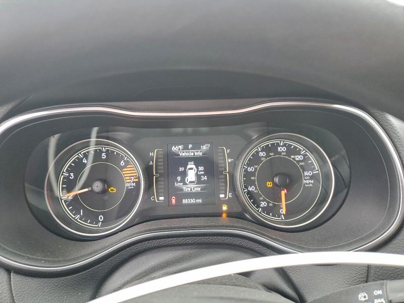 Photo 9 from auction – 2020 JEEP CHEROKEE L with VIN 1C4PJLCB7LD586431