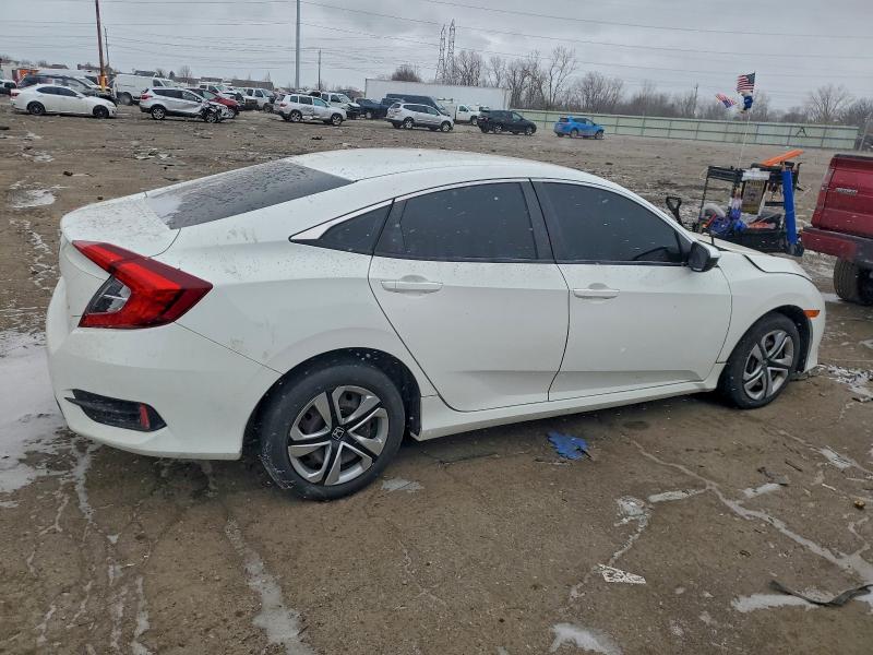 Photo 3 from auction – 2018 HONDA CIVIC LX with VIN 19XFC2F50JE004249