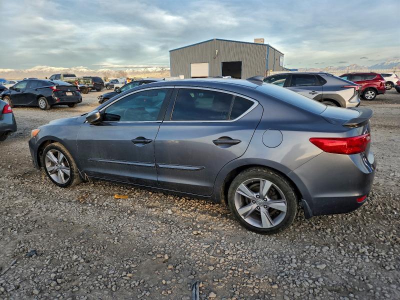 Photo 2 from auction – 2013 ACURA ILX 20 TEC with VIN 19VDE1F71DE009664