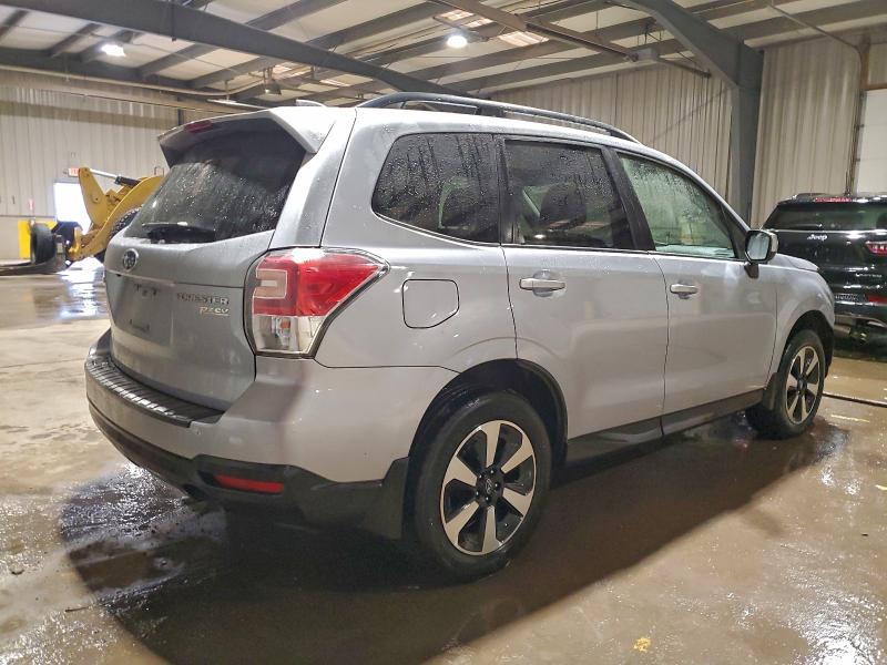 Photo 3 from auction – 2017 SUBARU FORESTER 2 with VIN JF2SJAEC7HH568940