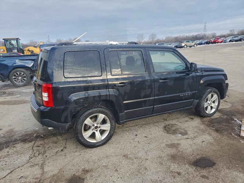 Photo 3 from auction – 2014 JEEP PATRIOT with VIN 1C4NJRCB4ED728599