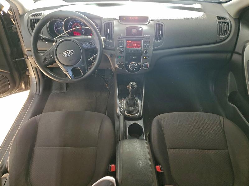 Photo 8 from auction – 2013 KIA FORTE EX with VIN KNAFU4A23D5693982