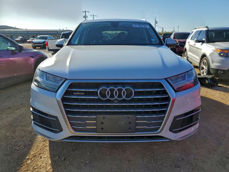 Photo 5 from auction – 2019 AUDI Q7 PREMIUM with VIN WA1LHAF72KD039985