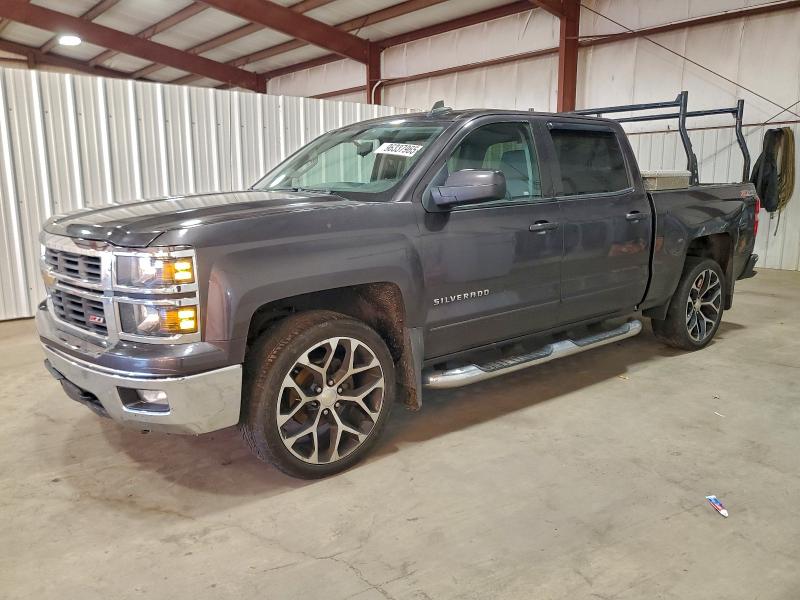 CHEVROLET SILVERADO 2015 with VIN 3GCUKREC6FG136186 - Photo from auction