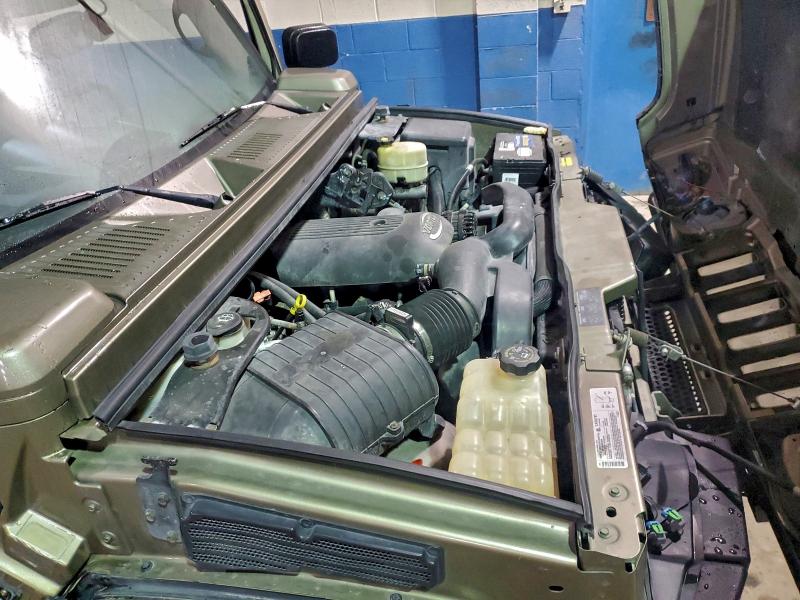 Photo 12 from auction – 2005 HUMMER H2 with VIN 5GRGN23U55H129112