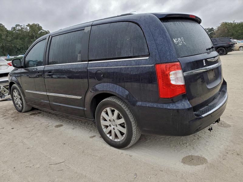Photo 2 from auction – 2011 CHRYSLER TOWN & COU with VIN 2A4RR8DG5BR609235