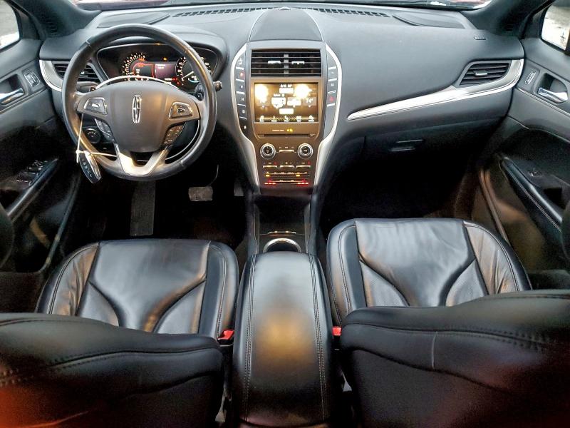 Photo 8 from auction – 2017 LINCOLN MKC SELECT with VIN 5LMCJ2C93HUL08826