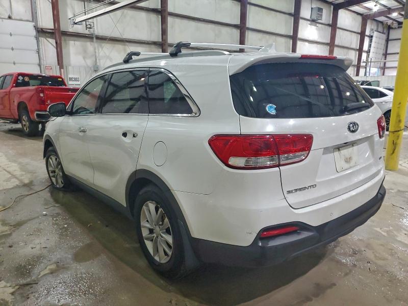 Photo 2 from auction – 2018 KIA SORENTO LX with VIN 5XYPG4A34JG415943