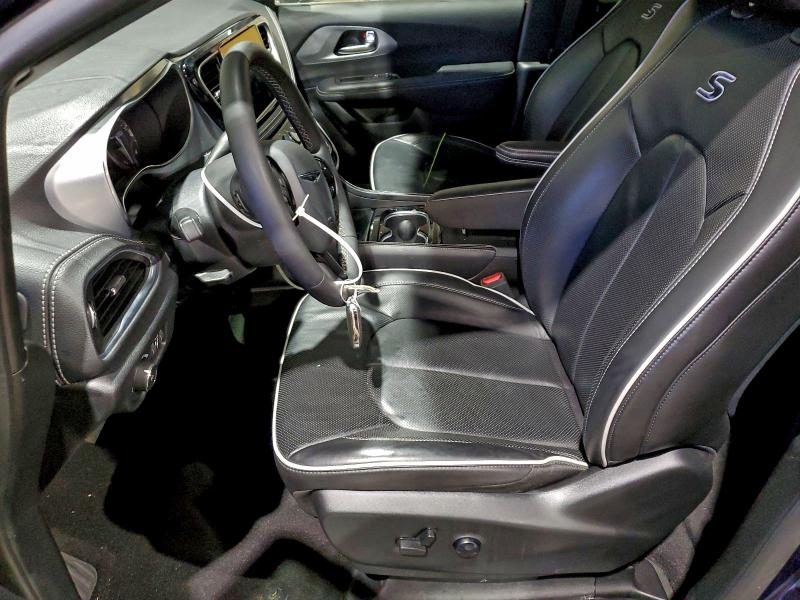 Photo 7 from auction – 2025 CHRYSLER PACIFICA L with VIN 2C4RC1GG8SR529602